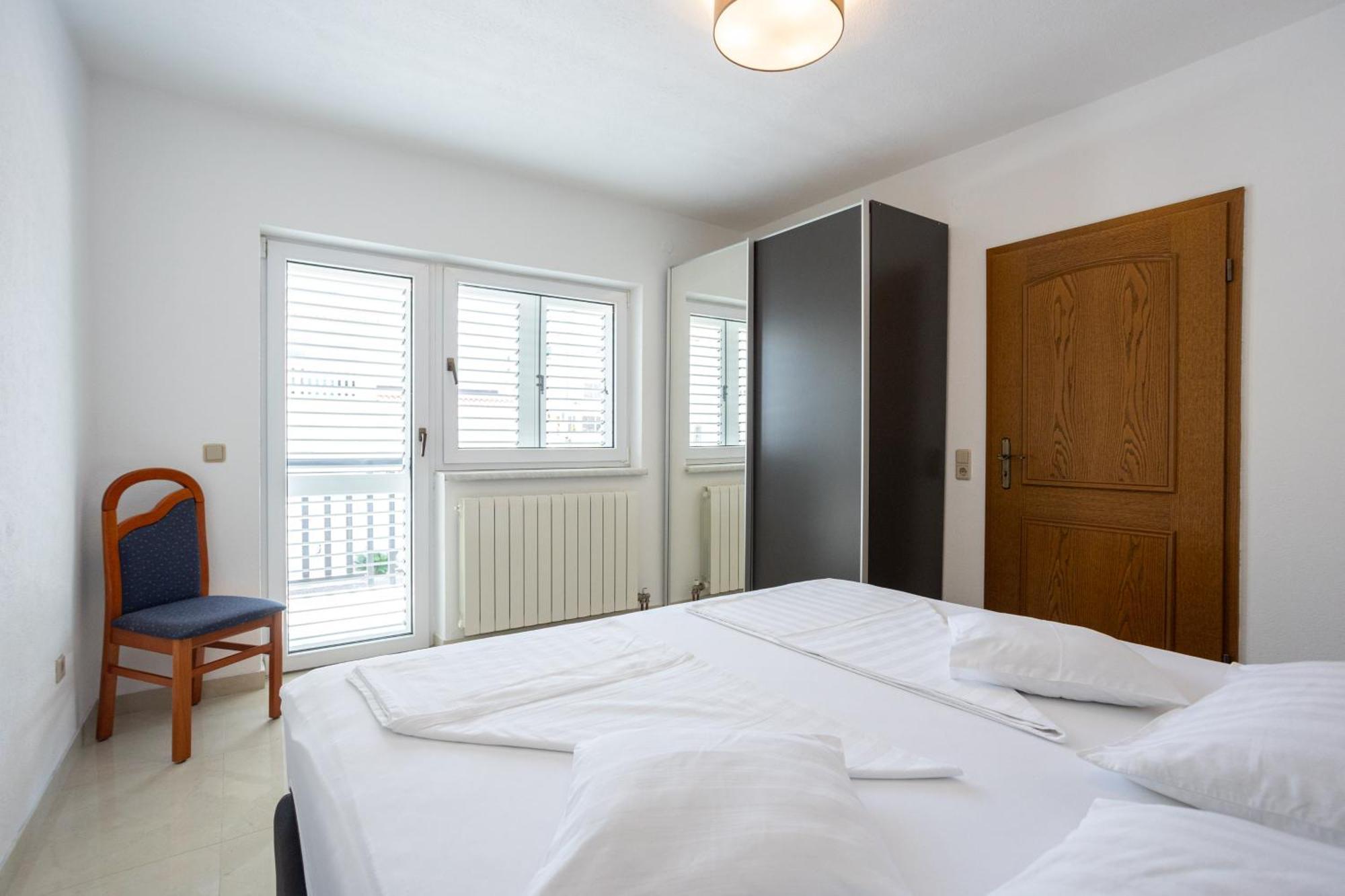 Villa Marina Okrug Gornji Habitación foto